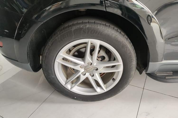 Used Audi Q5 2017 Plus 40 TFSI Technology Model Right Rear Wheel Hub