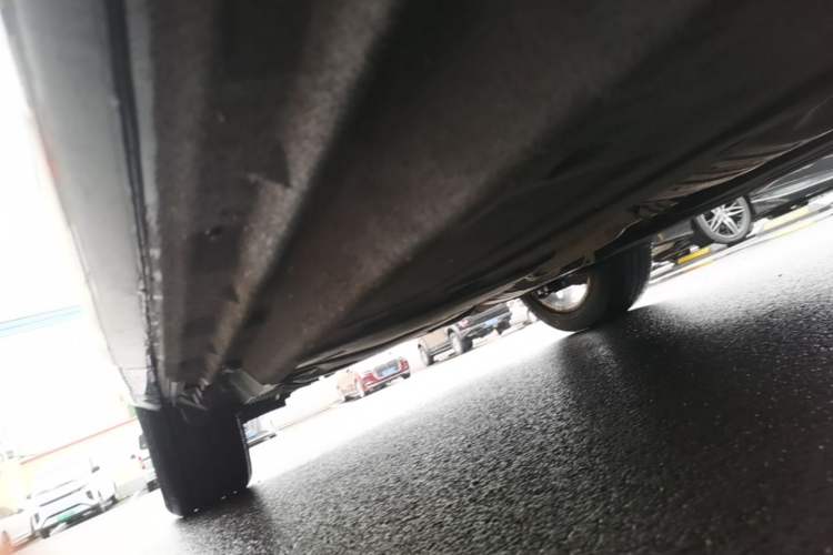 Used Audi Q5 2017 Plus 40 TFSI Ambition Model Right Side Sill