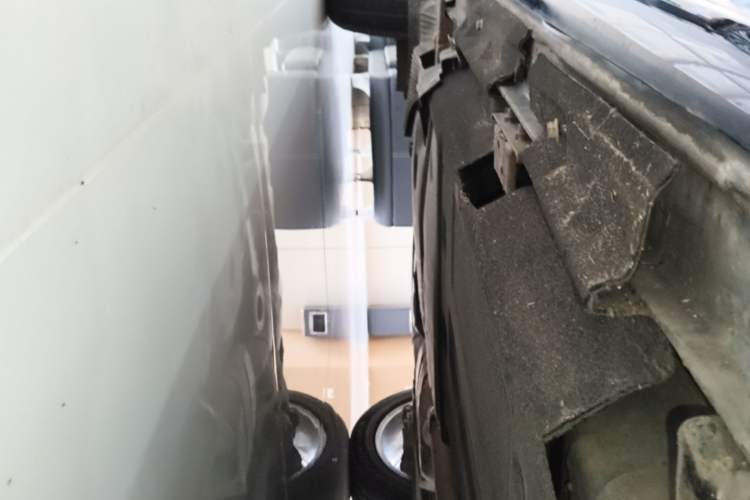Used Audi Q5 2017 Plus 40 TFSI Ambition Model Right Side Sill