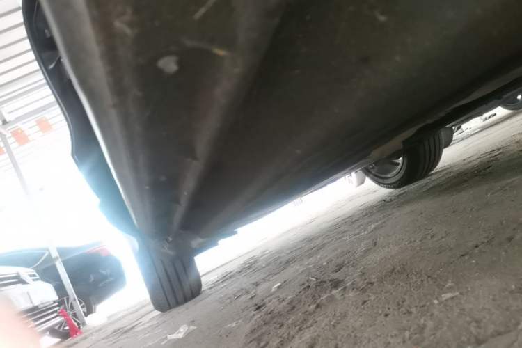 Used Audi Q5 2017 40 TFSI Technology Edition Right Side Sill