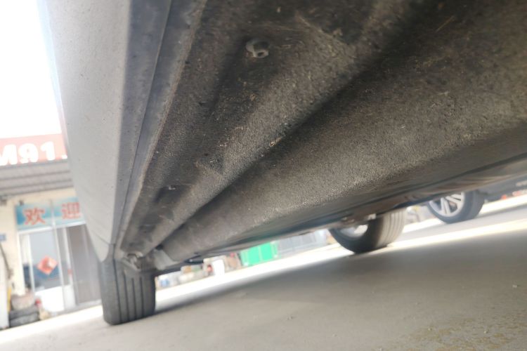 Used Audi Q5 2017 40 TFSI Technology Edition Right Side Sill
