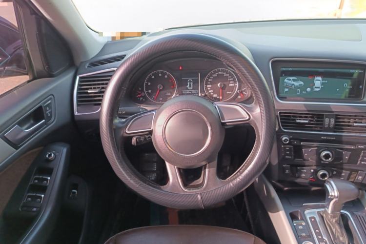 Used Audi Q5 2017 40 TFSI Ambition Edition Steering Wheel