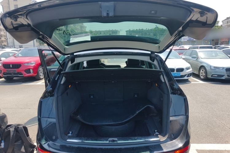 Used Audi Q5 2017 Plus 40 TFSI Technology Model Trunk