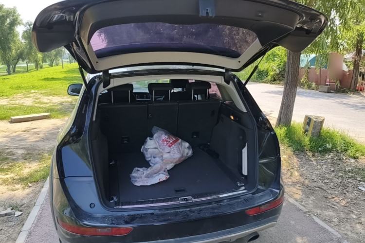 Used Audi Q5 2017 Plus 40 TFSI Technology Model Trunk
