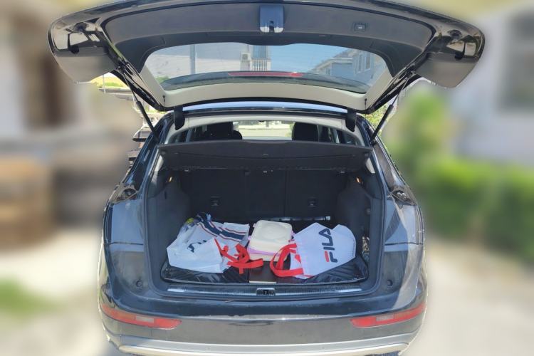 Used Audi Q5 2017 Plus 40 TFSI Technology Model Trunk