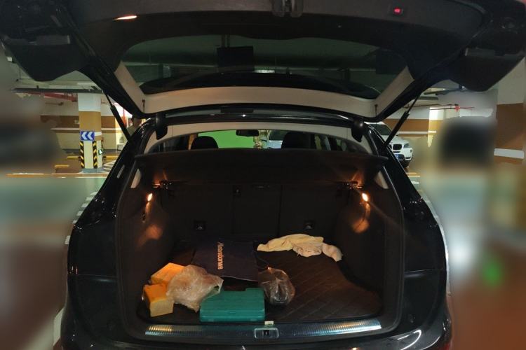 Used Audi Q5 2017 Plus 40 TFSI Ambition Model Trunk