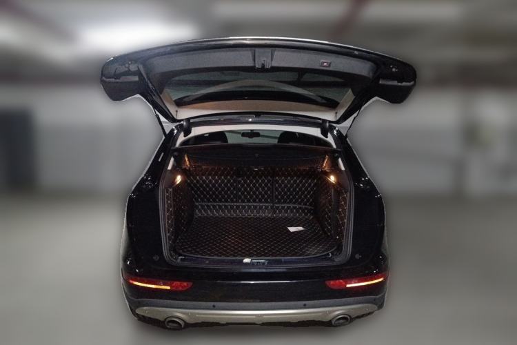 Used Audi Q5 2017 40 TFSI Technology Edition Trunk