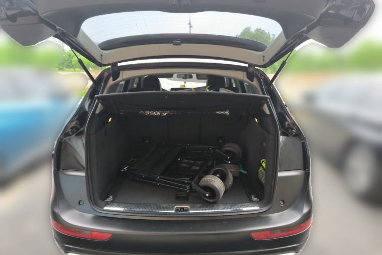 Used Audi Q5 2017 Plus 40 TFSI Technology Model Trunk