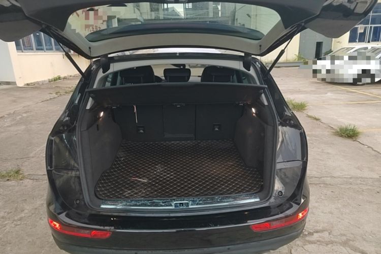 Used Audi Q5 2017 40 TFSI Ambition Edition Trunk