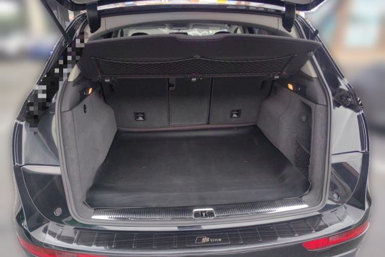 Used Audi Q5 2017 Plus 40 TFSI Technology Model Trunk