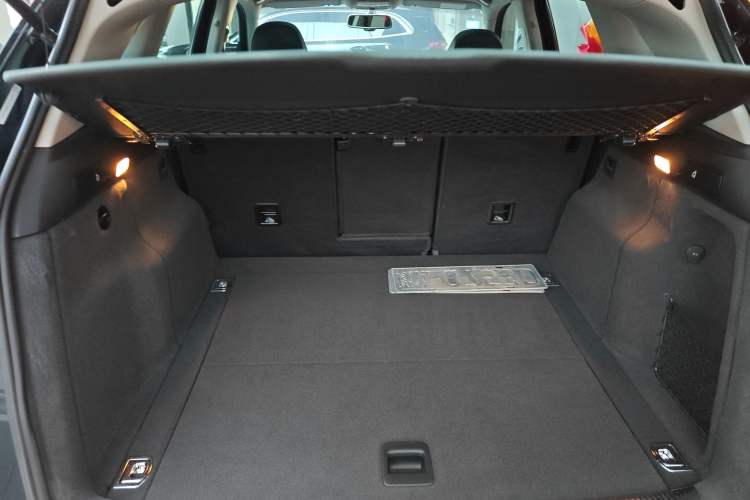 Used Audi Q5 2017 Plus 40 TFSI Technology Model Trunk