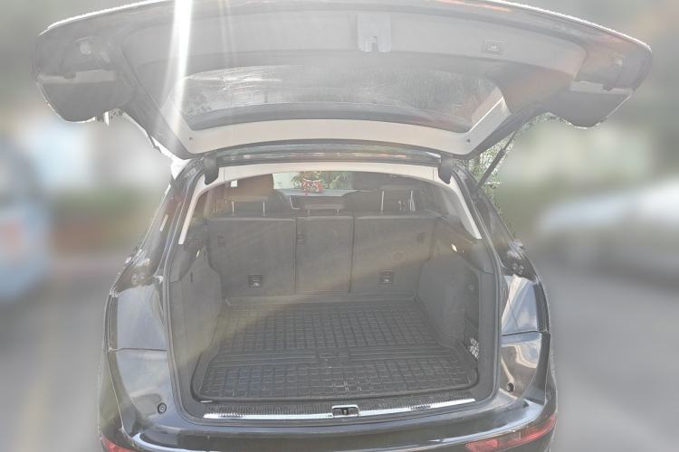 Used Audi Q5 2017 40 TFSI Technology Edition Trunk