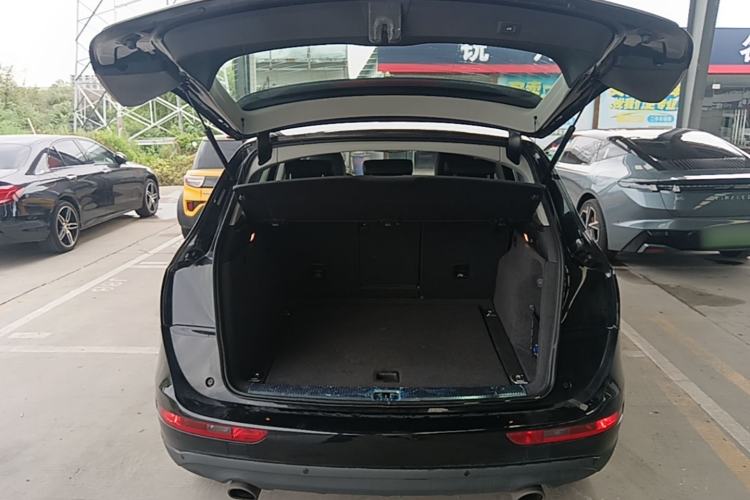Used Audi Q5 2017 40 TFSI Ambition Edition Trunk