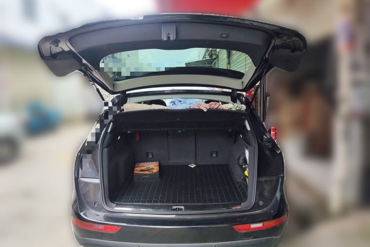Used Audi Q5 2017 40 TFSI Technology Edition Trunk