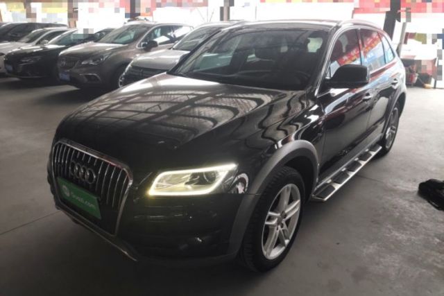 Used Audi Q5 2017 Plus 40 TFSI Technology Model