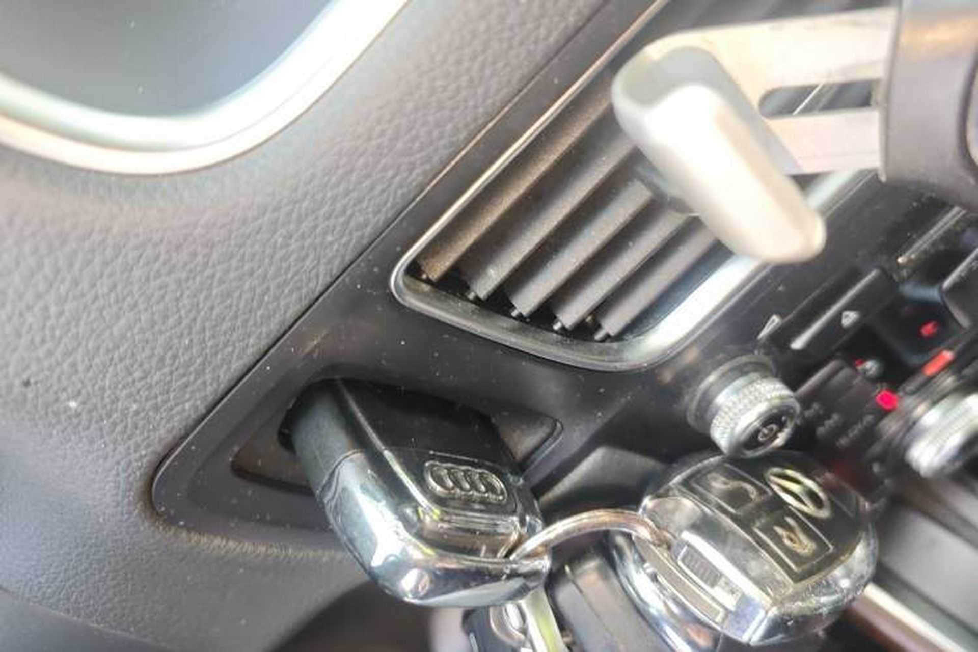 Used Audi Q5 2017 Plus 40 TFSI Technology Model Vehicle Key