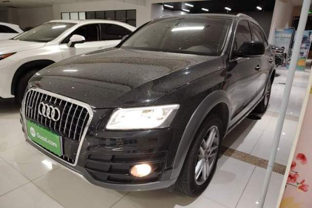Used Audi Q5 2017 Plus 40 TFSI Technology Model