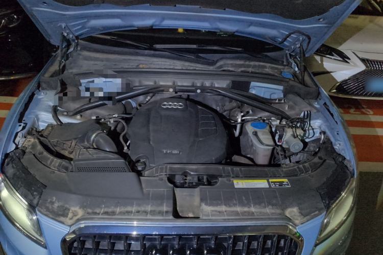 Used Audi Q5 2017 Plus 40 TFSI Technology Model Engine Bay