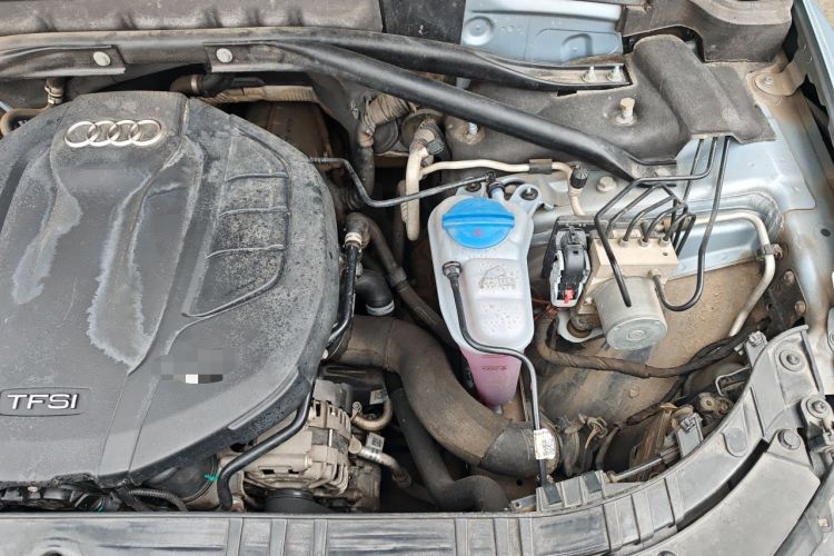 Used Audi Q5 2017 Plus 40 TFSI Technology Model Engine Bay Left