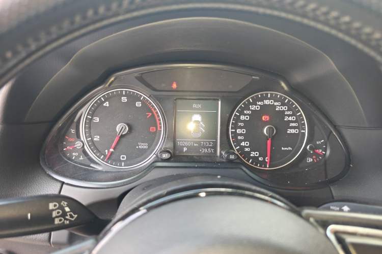 Used Audi Q5 2017 40 TFSI Ambition Edition Instrument Cluster