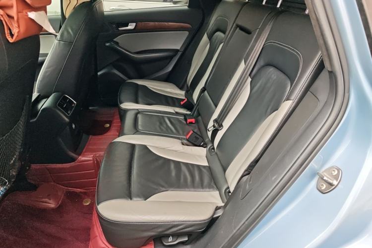 Used Audi Q5 2017 Plus 40 TFSI Technology Model Left Rear Seat