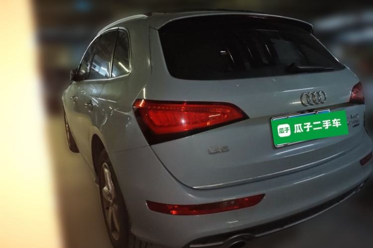 Used Audi Q5 2017 Plus 40 TFSI Ambition Model Rear Left 45 Deg