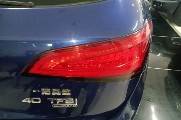 Used Audi Q5 2017 40 TFSI Ambition Edition Right Rear Taillight