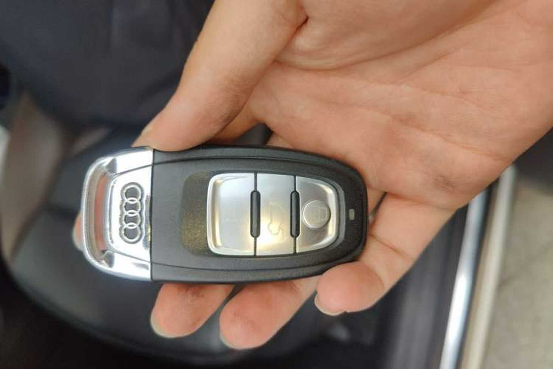 Used Audi Q5 2017 Plus 40 TFSI Technology Model Vehicle Key