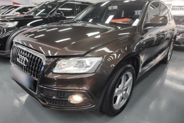 Used Audi Q5 2017 Plus 40 TFSI Ambition Model