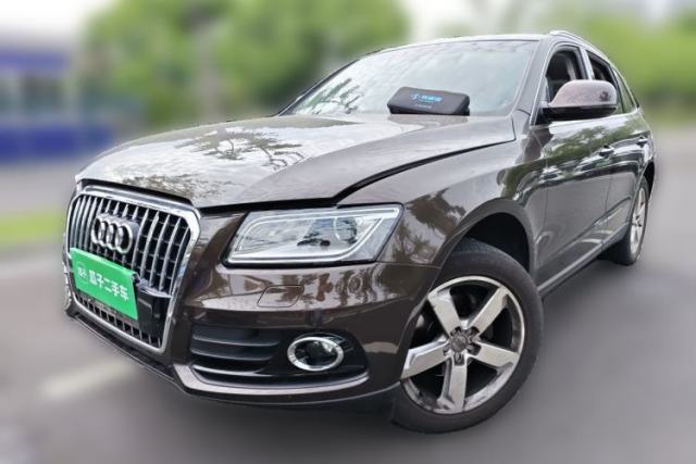 Used Audi Q5 2017 Plus 40 TFSI Ambition Model