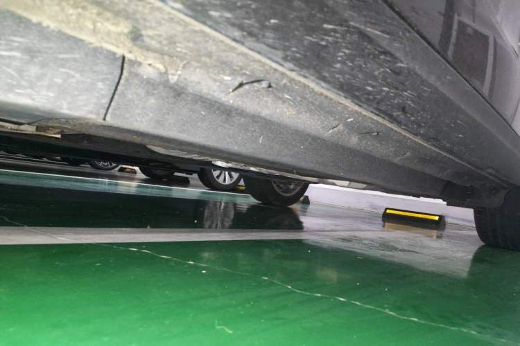 Used Audi Q5 2017 40 TFSI Technology Edition Chassis Front Left