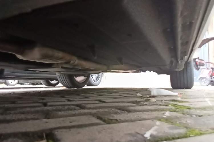 Used Audi Q5 2017 40 TFSI Comfort Model Chassis Front Left