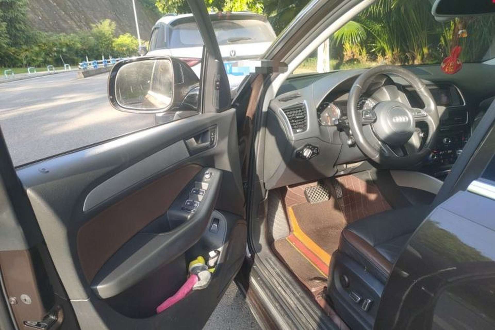 Used Audi Q5 2017 40 TFSI Technology Edition Driver Seat