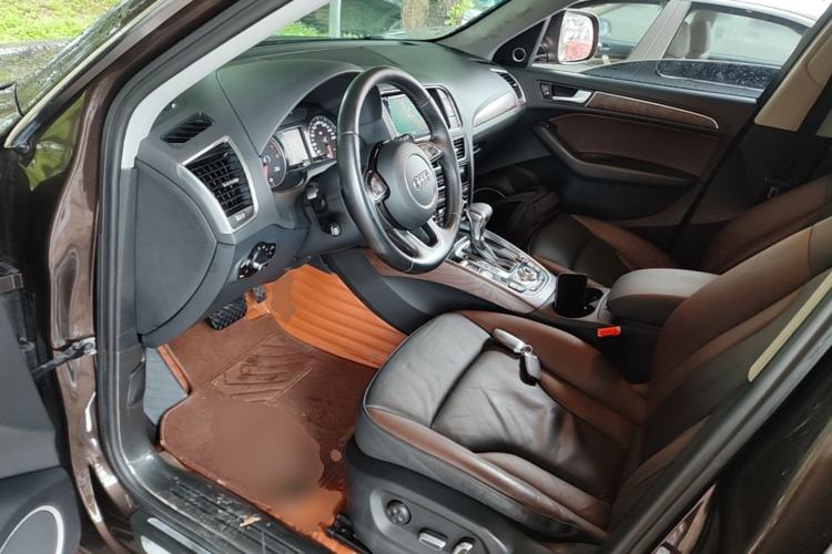 Used Audi Q5 2017 40 TFSI Comfort Model Driver Seat