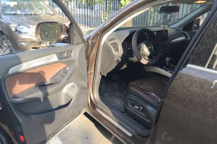 Used Audi Q5 2017 Plus 40 TFSI Technology Model Driver Seat