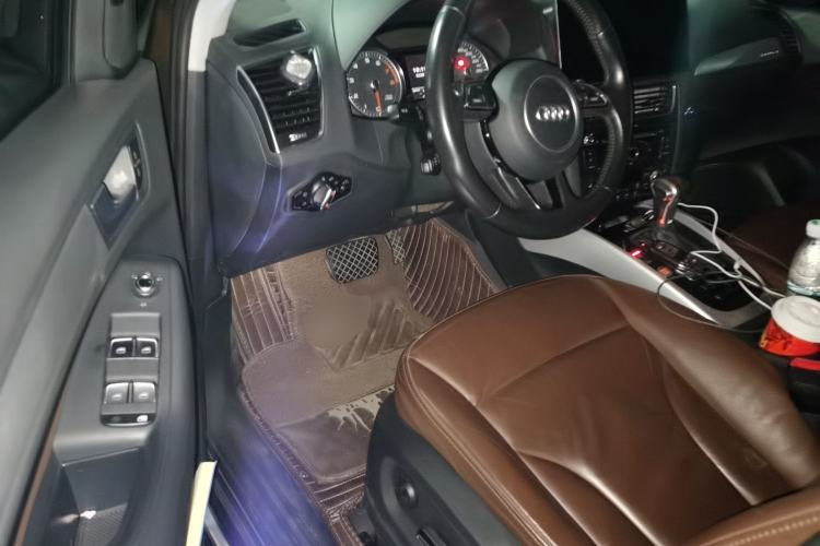 Used Audi Q5 2017 40 TFSI Technology Edition Driver Seat