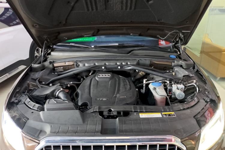Used Audi Q5 2017 40 TFSI Ambition Edition Engine Bay