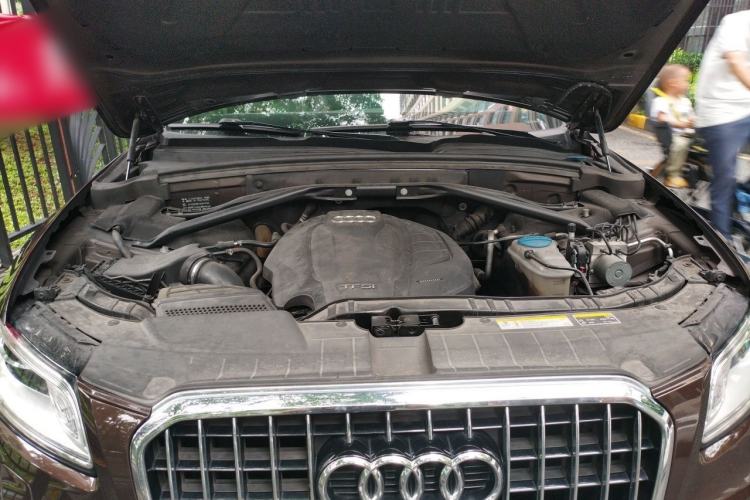 Used Audi Q5 2017 40 TFSI Technology Edition Engine Bay