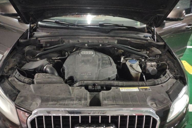Used Audi Q5 2017 40 TFSI Ambition Edition Engine Bay