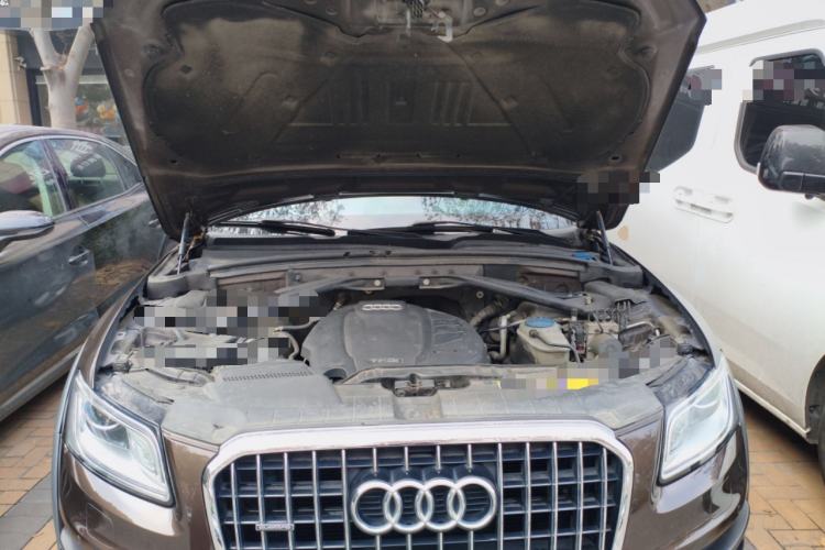 Used Audi Q5 2017 Plus 40 TFSI Technology Model Engine Bay