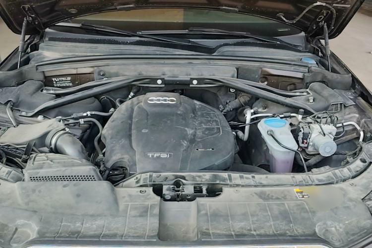 Used Audi Q5 2017 40 TFSI Technology Edition Engine Bay