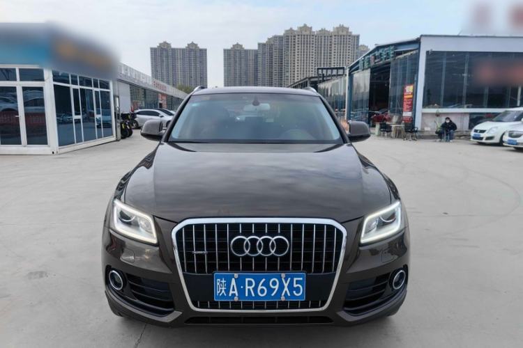 Used Audi Q5 2017 40 TFSI Ambition Edition Engine Bay