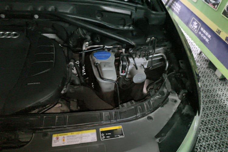 Used Audi Q5 2017 Plus 40 TFSI Technology Model Engine Bay Left