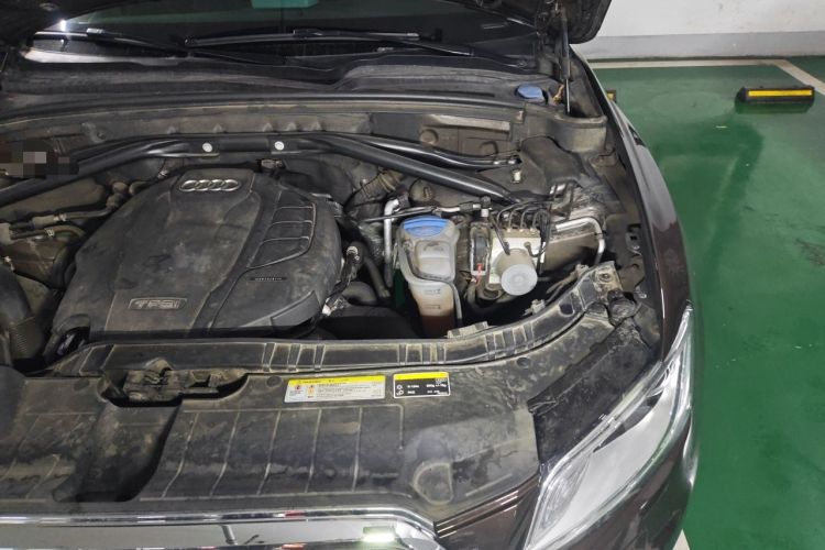 Used Audi Q5 2017 40 TFSI Technology Edition Engine Bay Left