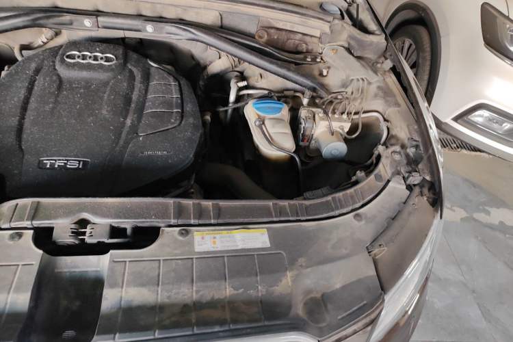 Used Audi Q5 2017 40 TFSI Ambition Edition Engine Bay Left