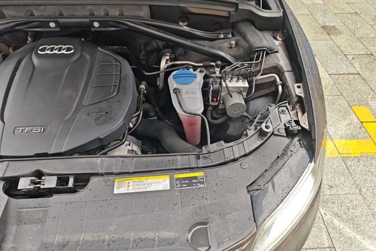 Used Audi Q5 2017 40 TFSI Ambition Edition Engine Bay Left