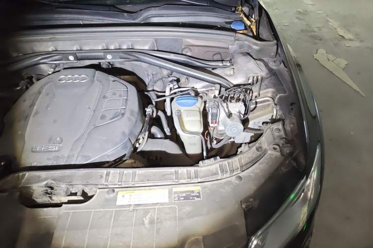 Used Audi Q5 2017 Plus 40 TFSI Technology Model Engine Bay Left