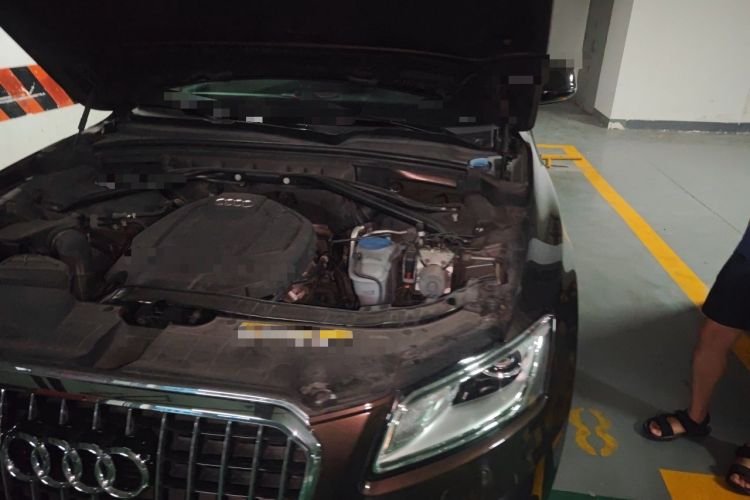 Used Audi Q5 2017 40 TFSI Technology Edition Engine Bay Left