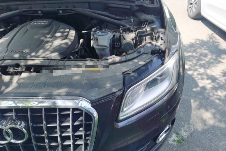 Used Audi Q5 2017 40 TFSI Technology Edition Engine Bay Left