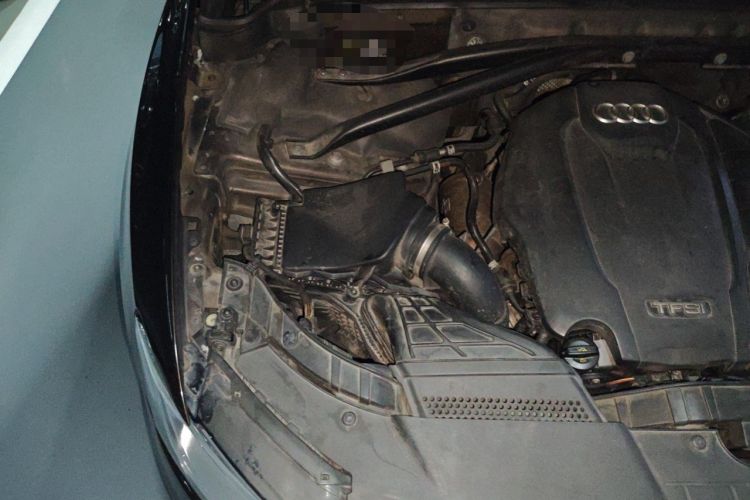 Used Audi Q5 2017 40 TFSI Technology Edition Engine Bay Right